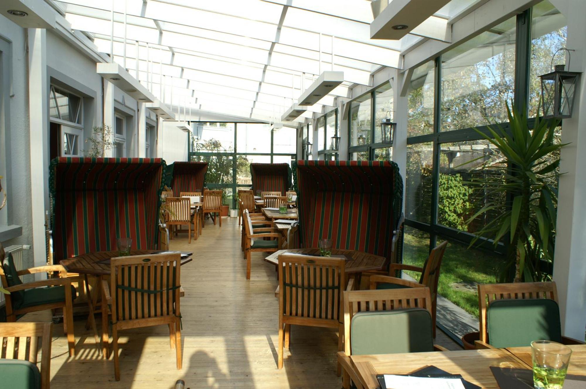 Hotel Strandpavillon Baabe Buitenkant foto
