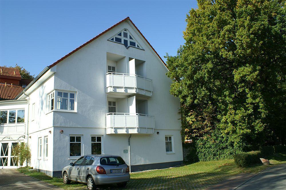 Hotel Strandpavillon Baabe Buitenkant foto