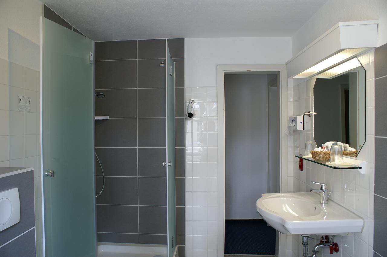 Hotel Strandpavillon Baabe Buitenkant foto