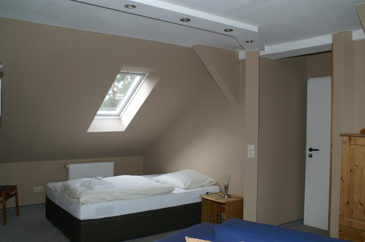 Hotel Strandpavillon Baabe Buitenkant foto