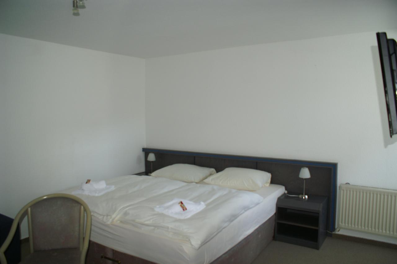 Hotel Strandpavillon Baabe Buitenkant foto