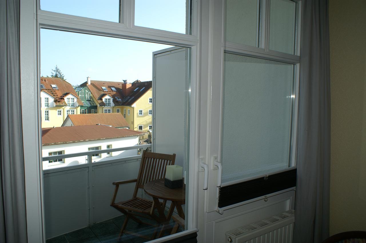 Hotel Strandpavillon Baabe Buitenkant foto
